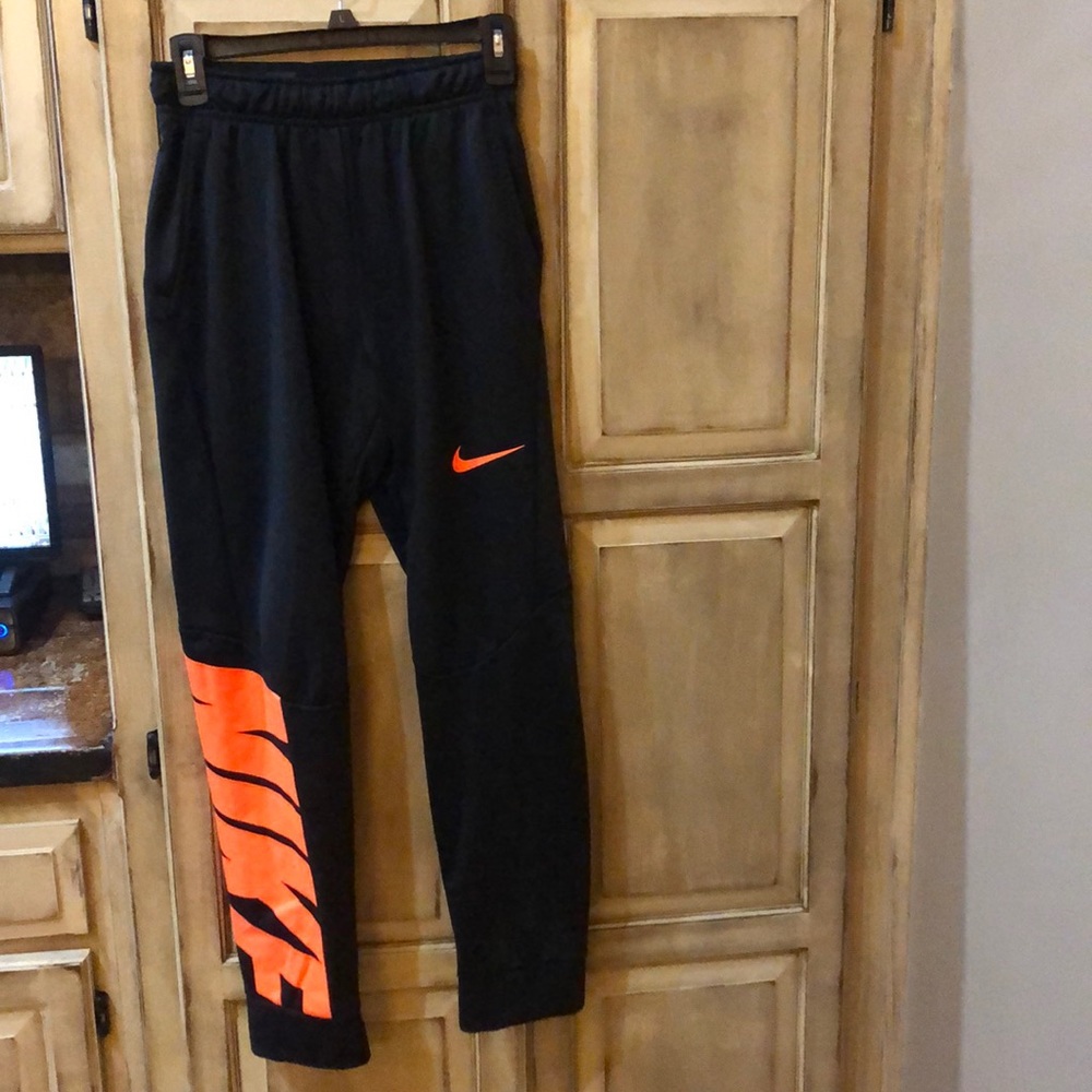 Nike joggers